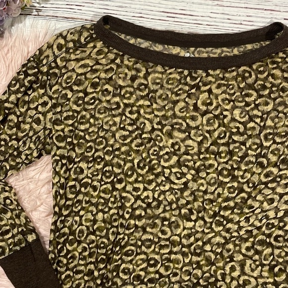 Pilcro Anthropologie Boxy Heritage Cheetah Print Light Burnout Top - Picture 5 of 9